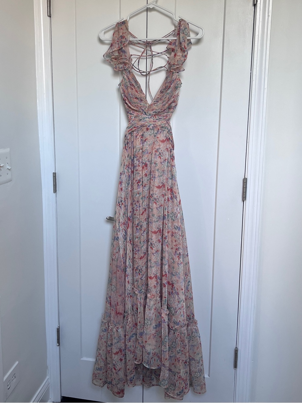 ASTR Floral Tie-Back Maxi Dress in Blush Multi